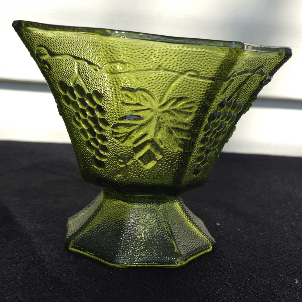 Vintage Anchor Hocking Pedestal Bowl - Picture 1 of 6